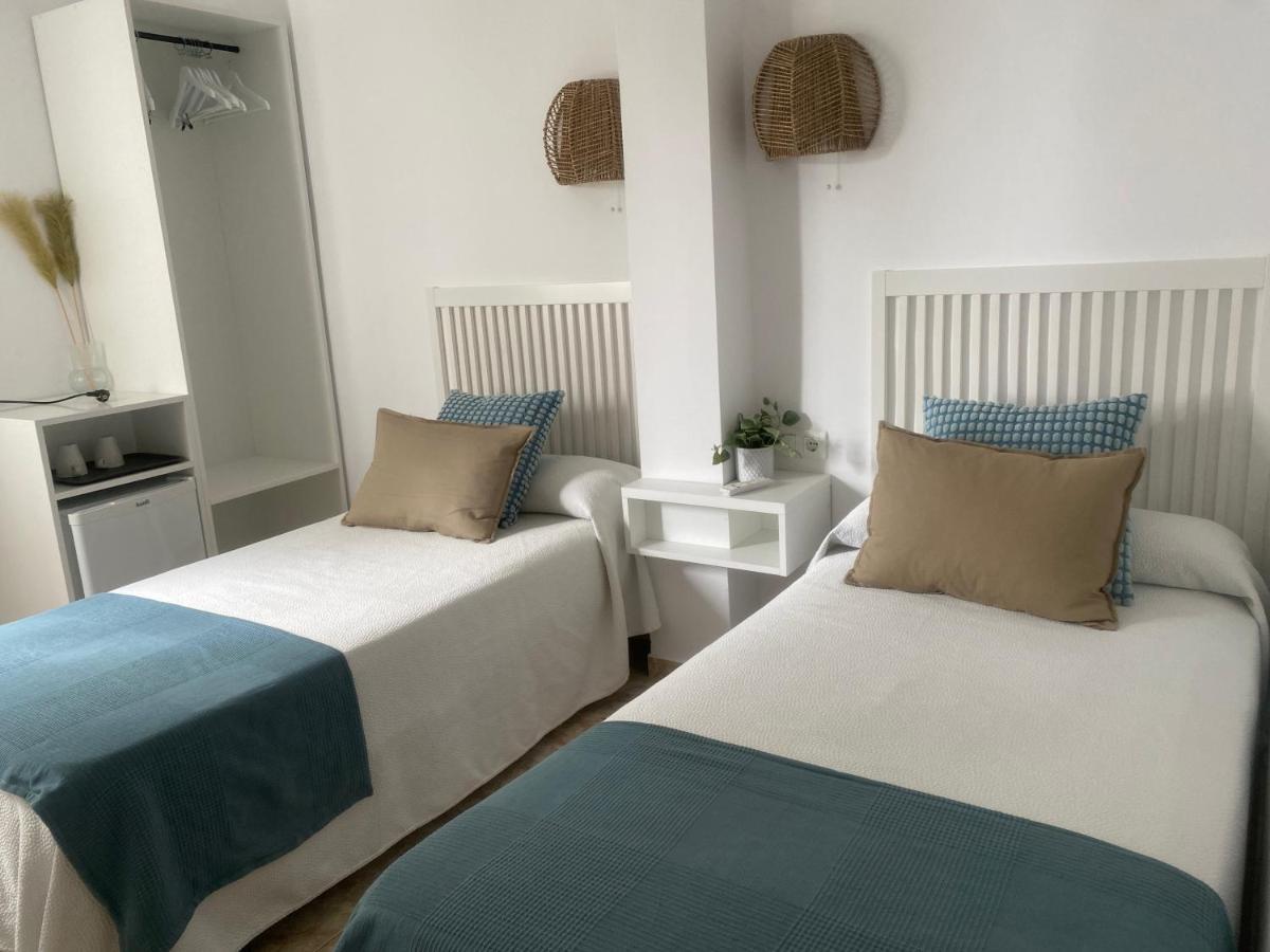 Hostal Andalucia Nerja Dış mekan fotoğraf